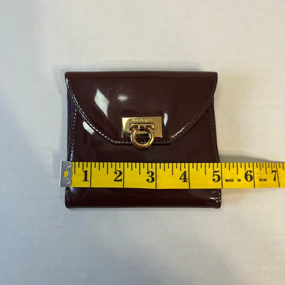 Vintage Salvatore Ferragamo Purple Patent Leather‎ Wallet